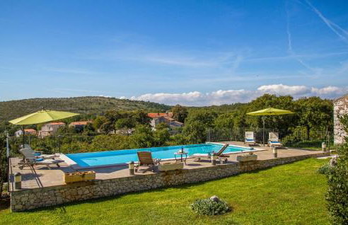 Awesome Home In Labin - Photo 11