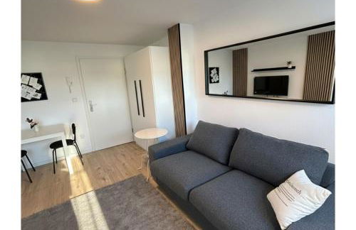 Cozy Design Top-Floor Studio in Karlsruhe-Mühlburg - APOLONIAliving - Apt2 - Foto 11