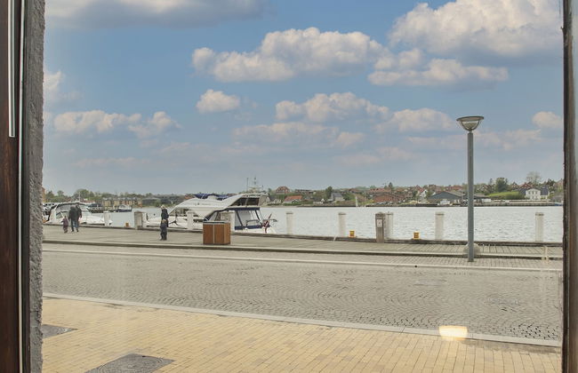 Grannys House - View of the harbour - Photo 7