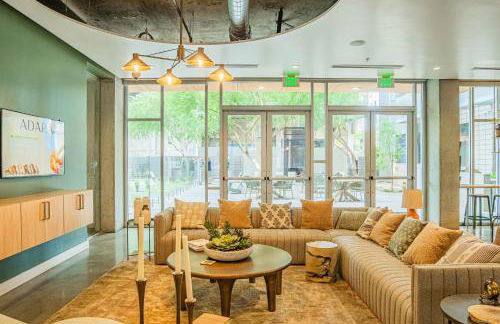 Relaxing 2BD - Central Downtown - Gym, Pool, Parking - Foto 54