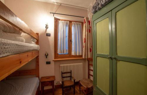 JOIVY Big Flat for 6 with Backyard and Parking in Courmayeur - Foto 17