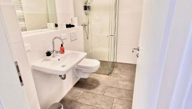 Zu Hause auf Reisen - direkt in der Innenstadt - Foto 5, Shower