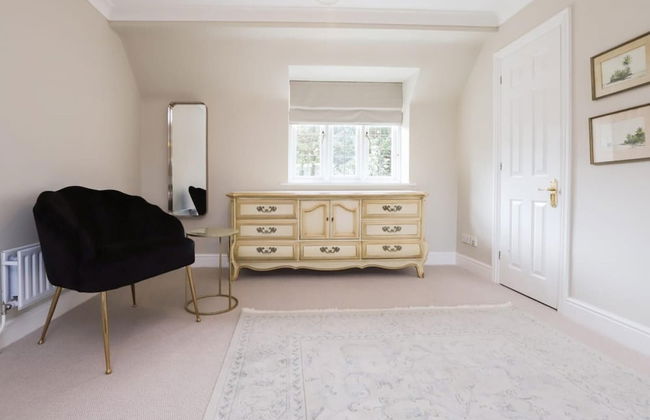 The Fosse Way Cottage - Breathtaking 5bdr Cottage With Parking Garden - Photo 51