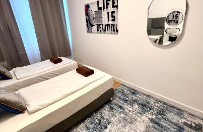 BIG New 7Rooms City Center APARTMENTS and Suites - Foto 16