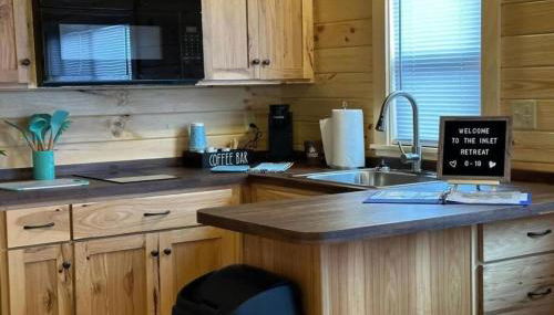 Get-away Cabin in Surf City w Loft and Parking - Foto 5