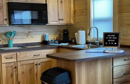 Get-away Cabin in Surf City w Loft and Parking - Foto 5