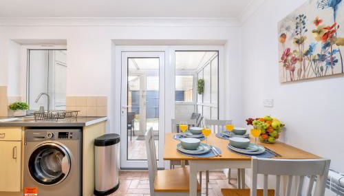 Contractors Welcome to Chantry close stay! - Foto 2