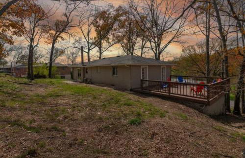 Travis' Place - Convenient and Affordable Location - Foto 29