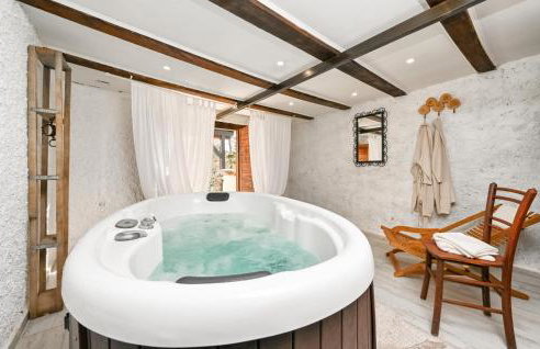 Gorgeous Home In Gornja Voca With Sauna - Foto 34