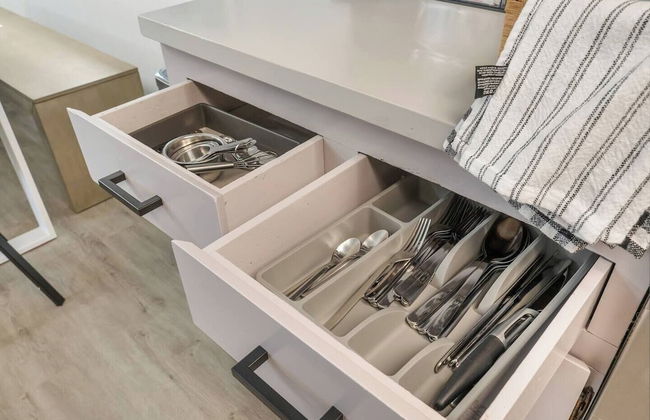 Comfortable Kirkland Home for Family & Remote Work - Photo 19