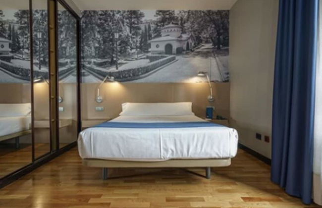 Aparthotel Campus - Foto 13