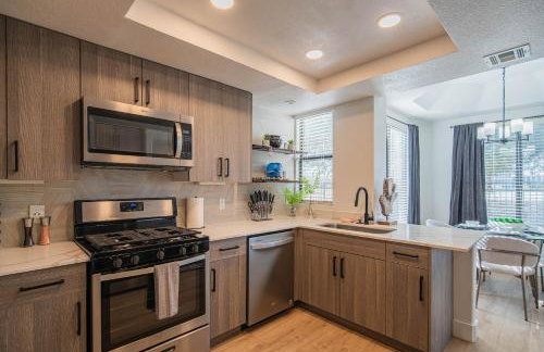 Walk to Westin Kierland , Family-Friendly Stay with Pool & Parking - N171 - Foto 4