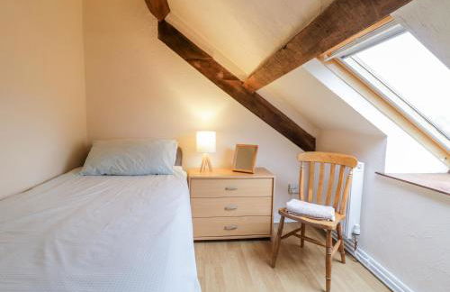 Hen Ysgubor Cottage - Photo 10