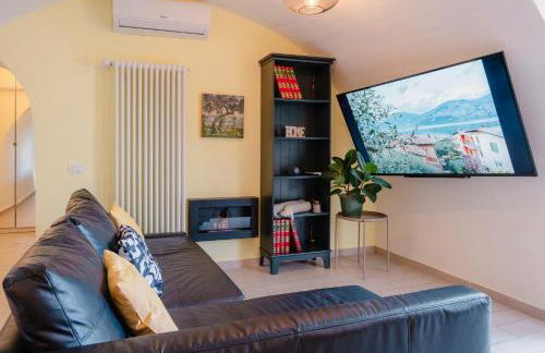 Casa Anastasia with private patio by GardaDoma - Foto 6