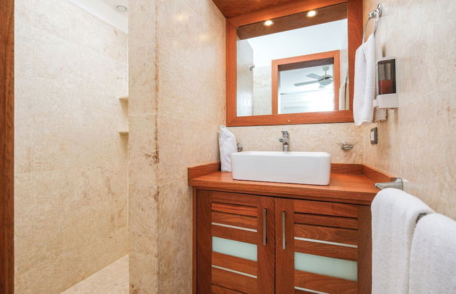 Aligio Aparthotel Beachfront - Foto 41