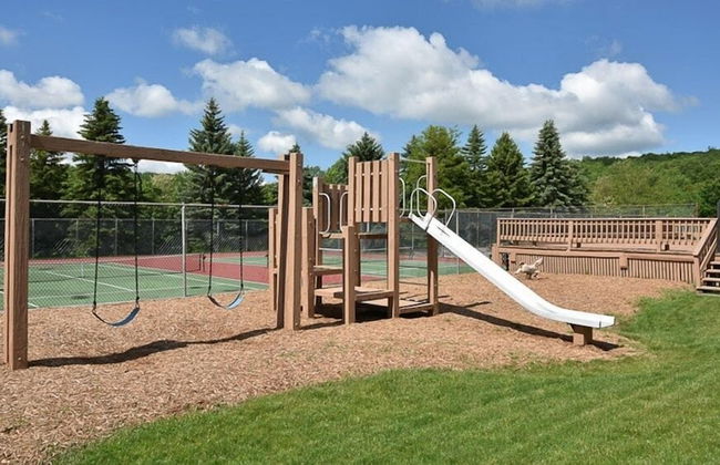 Seven Springs Sunridge 3 Bedrooms Premium Condo, Private Hot Tub! by RedAwning - Foto 30