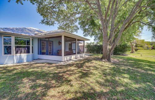 Pet-Friendly Sebastian Home with Porch and Lake View! - Foto 23