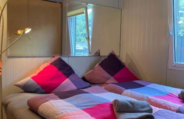 Hausboot im Hafen - Foto 14