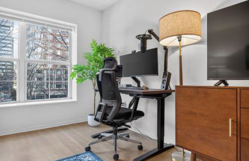 Newport 1 BR w Work Setup by Anyplace - 11747 - Foto 28