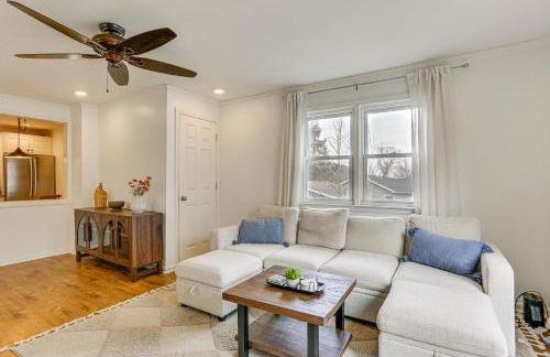 Walk to Lake Hopatcong Vibrant Home with Deck! - Foto 6