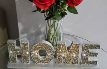 Lovely 2 bedroom Apartment with 2 Entrance and Parking with a fee - Foto 34