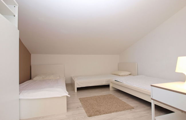 Apartment 1418 - Photo 8