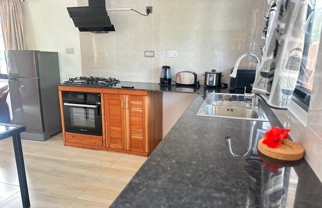 Yvon's Tropical Villa - Foto 19