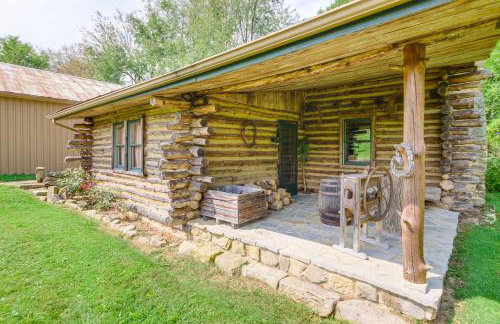 1800s Romantic Cabin! Fireplace and 3 Jacuzzi Tubs - Foto 23