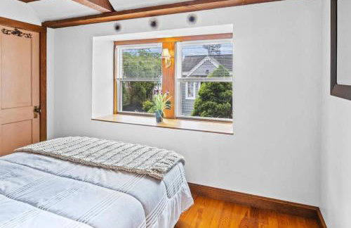 A Wave from it All: Swift's Beach Wareham - Foto 29