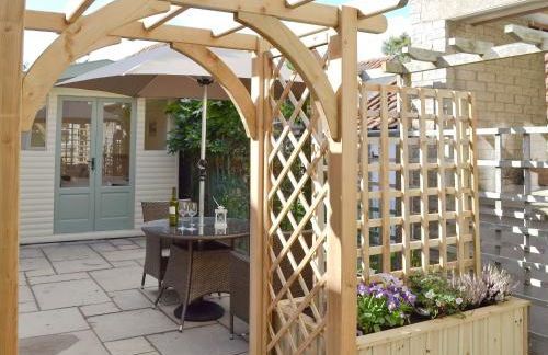 Hill View Cottage - Photo 11