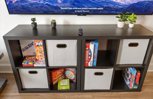 Steps Away From Mass Ave in Heart of Indy with Balcony - Foto 8