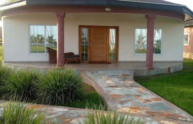 Solent Villas Resort - Photo 7