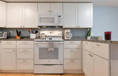 2BR Apt w/ 3 min Walk to downtown SWH - [Low Tide] - Foto 10
