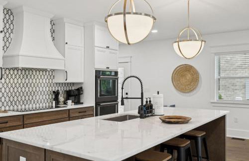 Nash Urban Oasis with Rooftop and Modern Amenities - Foto 24