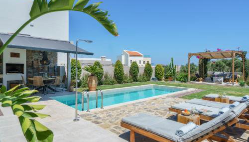 Modern Family Villa Leba with Private Pool & BBQ - Foto 3