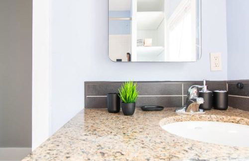 Dundee Getaway Firepit BBQ Walk to Dining & Shops - Foto 37