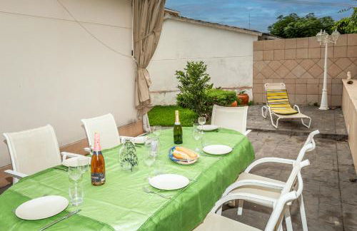 Casa con piscina privada cerca de playa - Photo 22