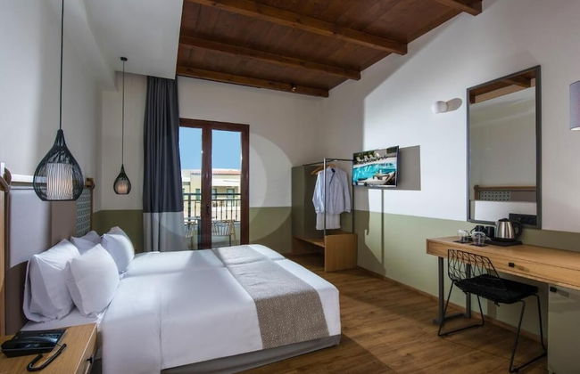 Petousis Hotel & Suites - Foto 7