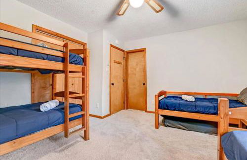 Rustic Modern Retreat in Poconos - Foto 30