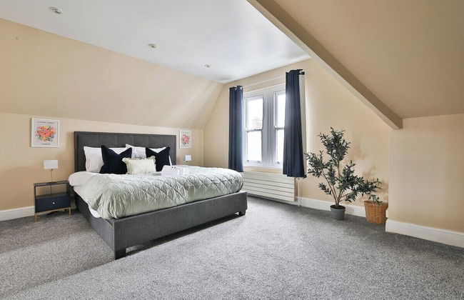 4 Bed House with Pool Table & Parking - Foto 19