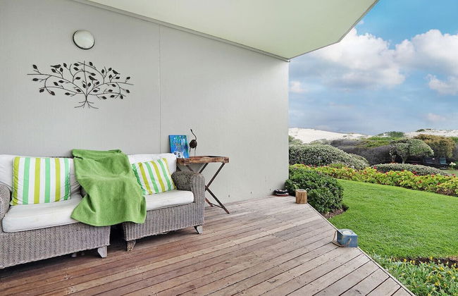 Dolphin Beach E5 - Photo 9