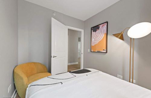 The Bernadin- Designer 3BR City Center with Balcony - Photo 12