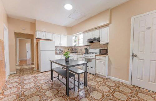 Bunk Room Walk 2 Train Shops - Foto 10