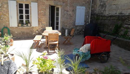 Maison Rose - Maison de village avec jardin privé, centre Capestang - Foto 2