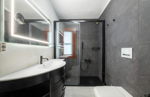 Beachfront- Private pool and design - Foto 20