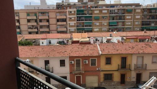 Apartamento de 4 dormitorios a tan sólo 2,5 km de la Playa San Juan - Foto 3