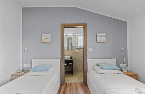 Holiday House Brig - Photo 19