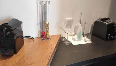 Appartement moderne rénové centre ville, PARKING privé - Foto 2