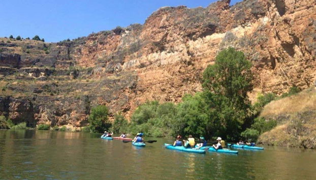 Remando por las Hoces del Duratón