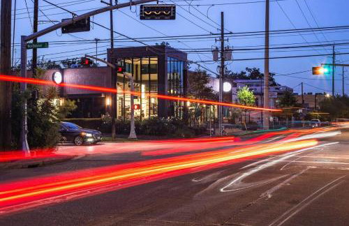 Tranquil Escape- Spa Bath & Pool for One or Couples - Foto 24